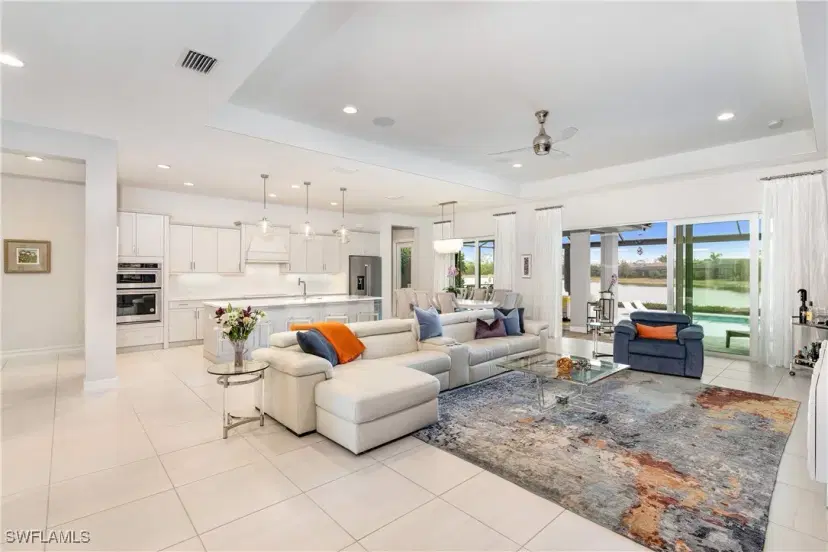 Picture of 14464 Neptune Ave, Naples FL 34114