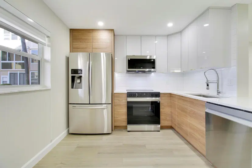 Picture of 300 NE 26Th Avenue 112, Boynton Beach FL 33435