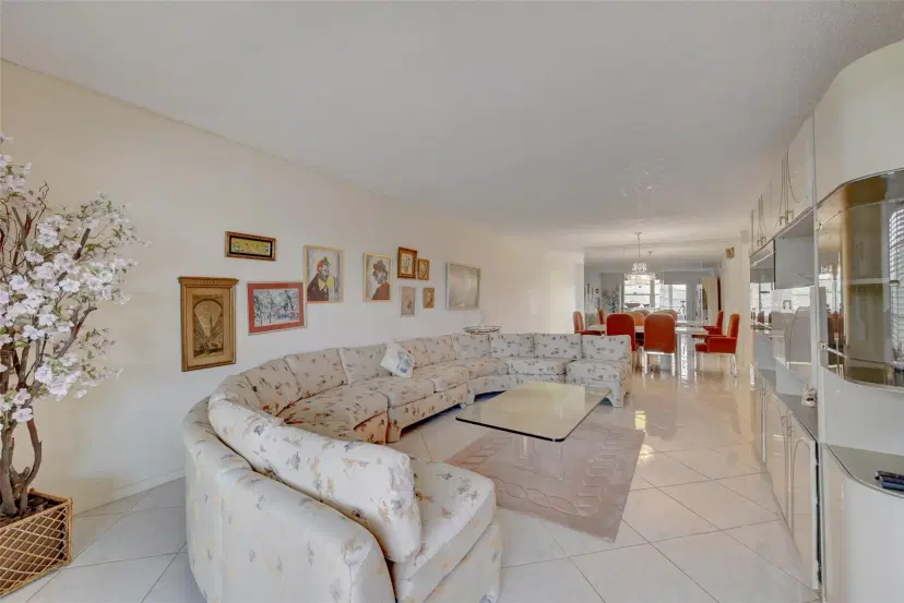Picture of 2101 Lucaya Bnd E4, Coconut Creek FL 33066