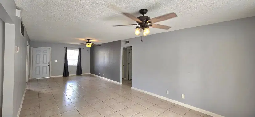 Picture of 6821 NW 30Th Avenue 6 A, Fort Lauderdale FL 33309