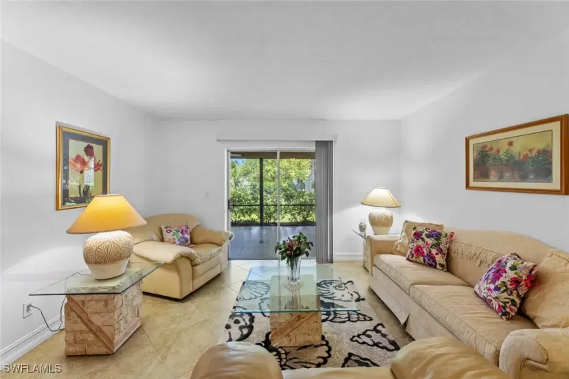 Picture of 2219 SE 8Th St, Cape Coral FL 33990