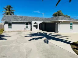 Picture of 1331 Piper Blvd, Naples, FL 34110