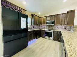 Picture of 1331 Piper Blvd, Naples, FL 34110