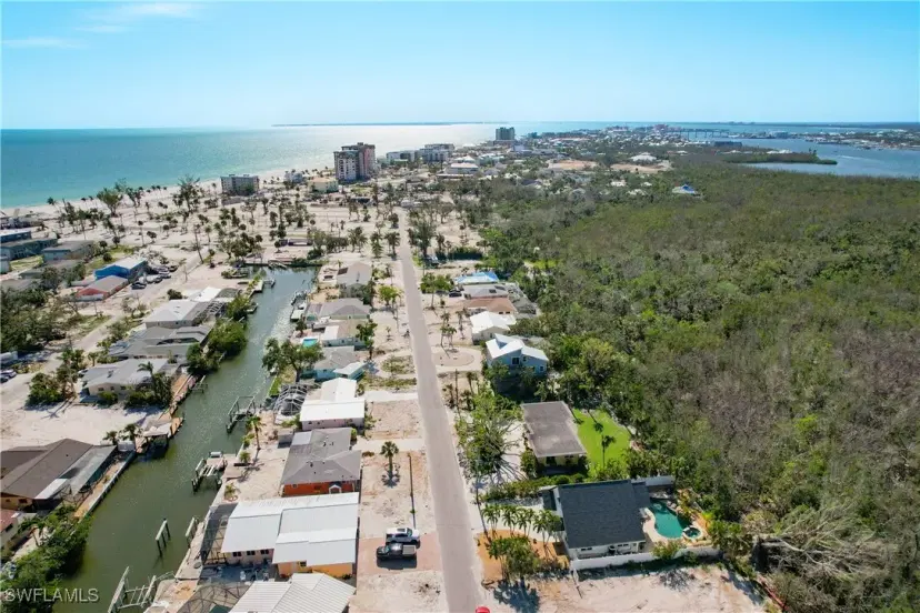 Picture of 309 Donora Blvd, Fort Myers Beach FL 33931
