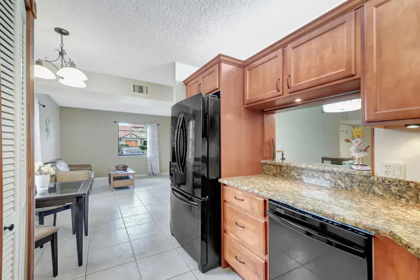 Picture of 6025 Parkwalk Drive, Boynton Beach FL 33472