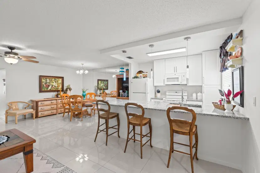 Picture of 1102 North Drive B, Delray Beach FL 33445