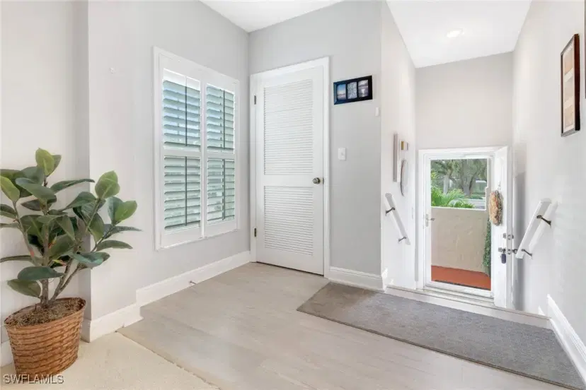 Picture of 108 Siena Way 105, Naples FL 34119