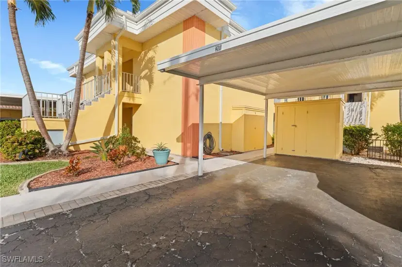 Picture of 4115 SE 18Th Pl 201, Cape Coral FL 33904