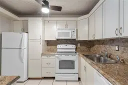 Picture of 120 Cypress Club Dr 203, Pompano Beach, FL 33060