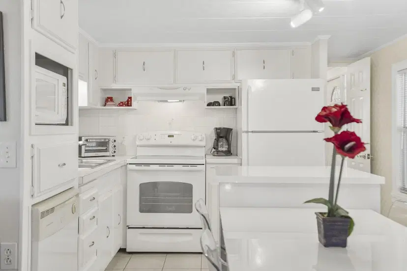 Picture of 5670 SW Cypress Dr, Fort Lauderdale FL 33312