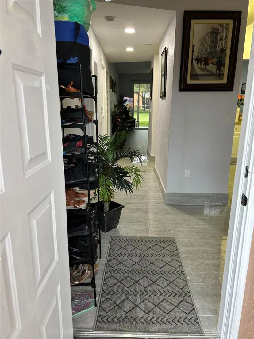 Picture of 7725 Yardley Dr 113, Fort Lauderdale FL 33321