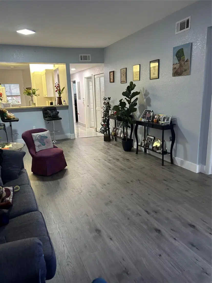Picture of 7725 Yardley Dr 113, Fort Lauderdale FL 33321