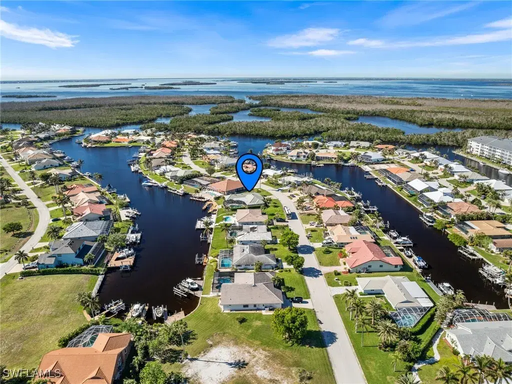 Picture of 14831 Canaan Dr, Fort Myers, FL 33908