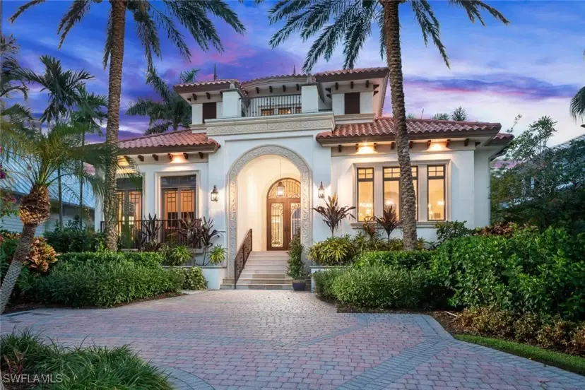 Picture of 426 13Th Ave S, Naples FL 34102