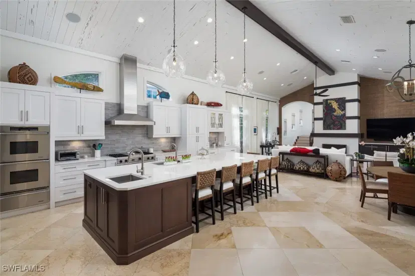 Picture of 426 13Th Ave S, Naples FL 34102