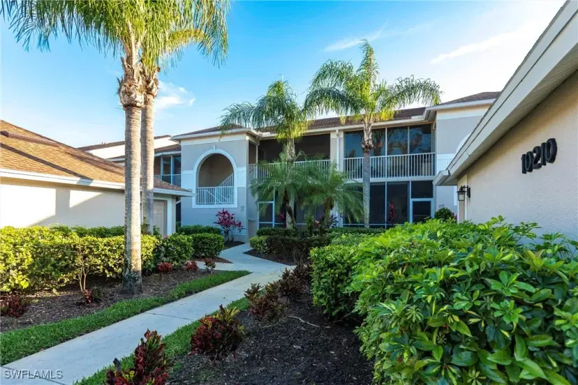 Picture of 10210 Washingtonia Palm Way 1723, Fort Myers FL 33966