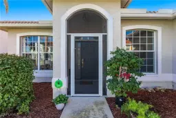 Picture of 11144 Lakeland Cir, Fort Myers, FL 33913