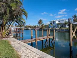 Picture of 2082 Gulf Shore Blvd N 111, Naples, FL 34102