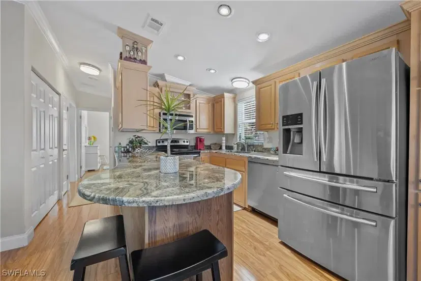 Picture of 1091 Opal Lake Pt, Naples FL 34114