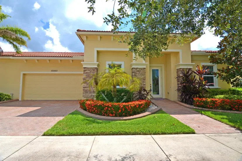 Picture of 10253 SW Ambrose Way, Port St Lucie FL 34986