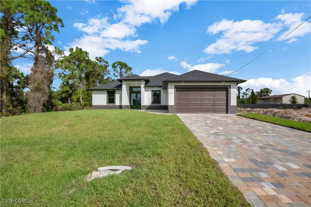 Picture of 2714 6Th St Sw, Lehigh Acres, FL 33976