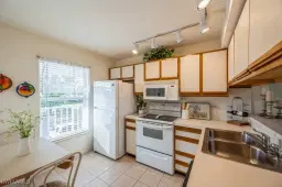 Picture of 1325 Mainsail Dr 1213, Naples, FL 34114
