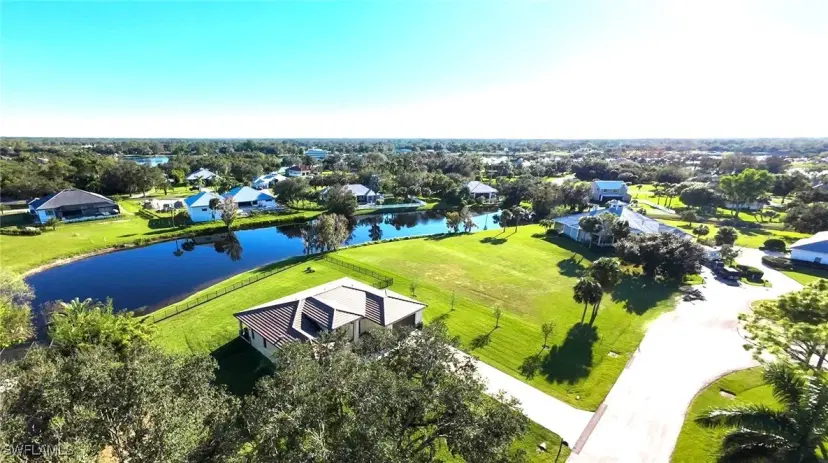 Picture of 16630 Willow Point Ct, Alva FL 33920