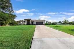 Picture of 16630 Willow Point Ct, Alva, FL 33920