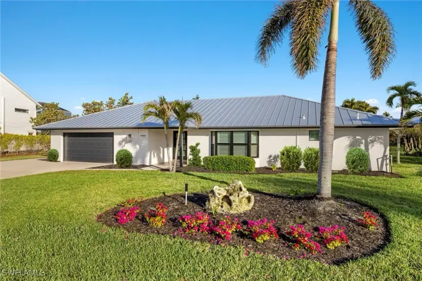 Picture of 930 Kings Crown Dr, Sanibel FL 33957