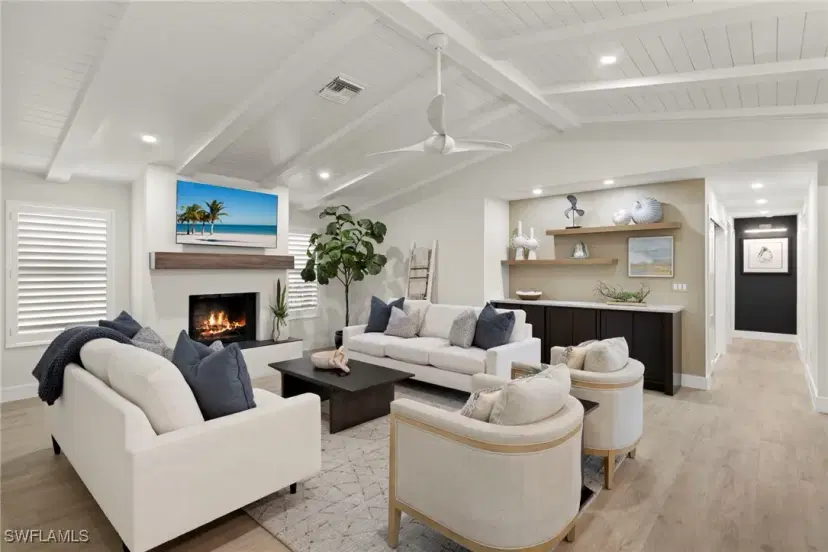 Picture of 930 Kings Crown Dr, Sanibel FL 33957