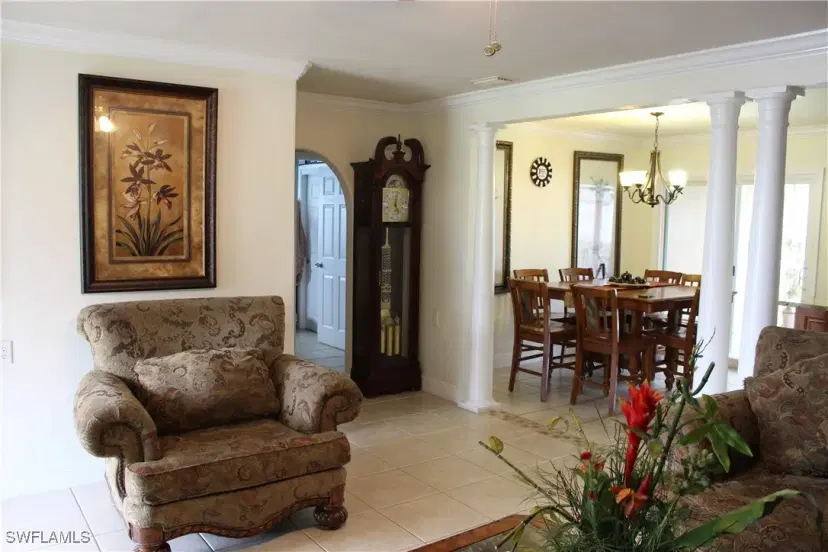Picture of 679 Canal Dr, North Fort Myers FL 33903