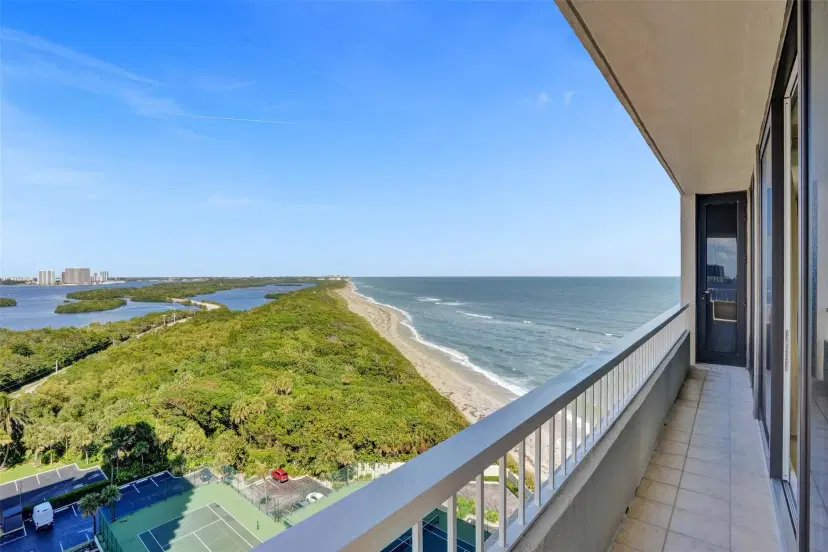 Picture of 5540 N Ocean Dr 12D, Singer Island FL 33404
