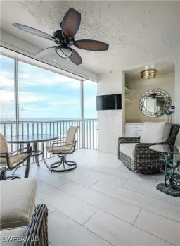 Picture of 1919 Gulf Shore Blvd N 301, Naples, FL 34102