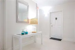 Picture of 1919 Gulf Shore Blvd N 301, Naples, FL 34102