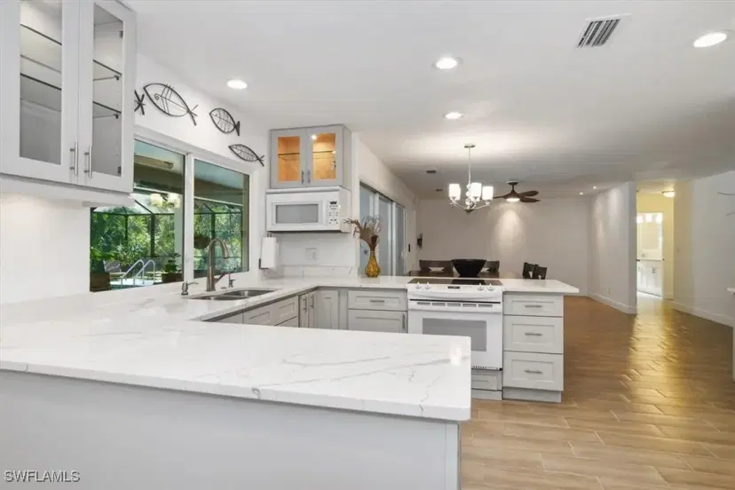 Picture of 27160 Edenbridge Ct, Bonita Springs FL 34135