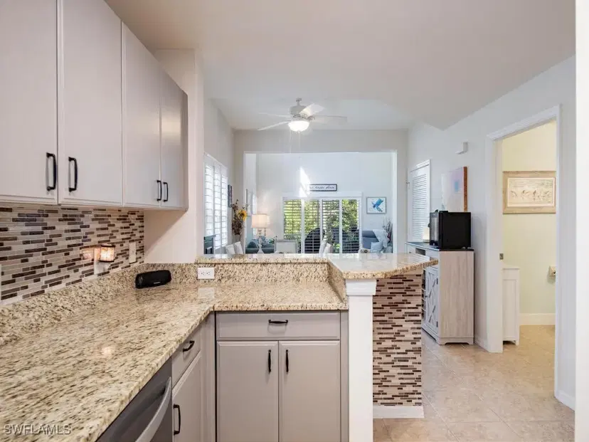 Picture of 4500 Botanical Place Cir 101, Naples FL 34112