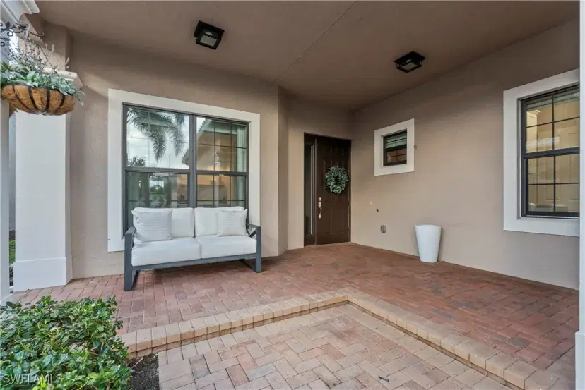 Picture of 2846 Cinnamon Bay Cir, Naples FL 34119