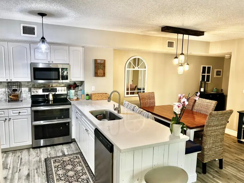 Picture of 278 Village Boulevard 8203, Tequesta FL 33469