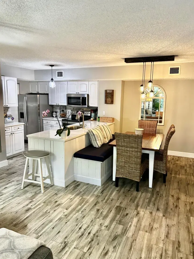 Picture of 278 Village Boulevard 8203, Tequesta FL 33469