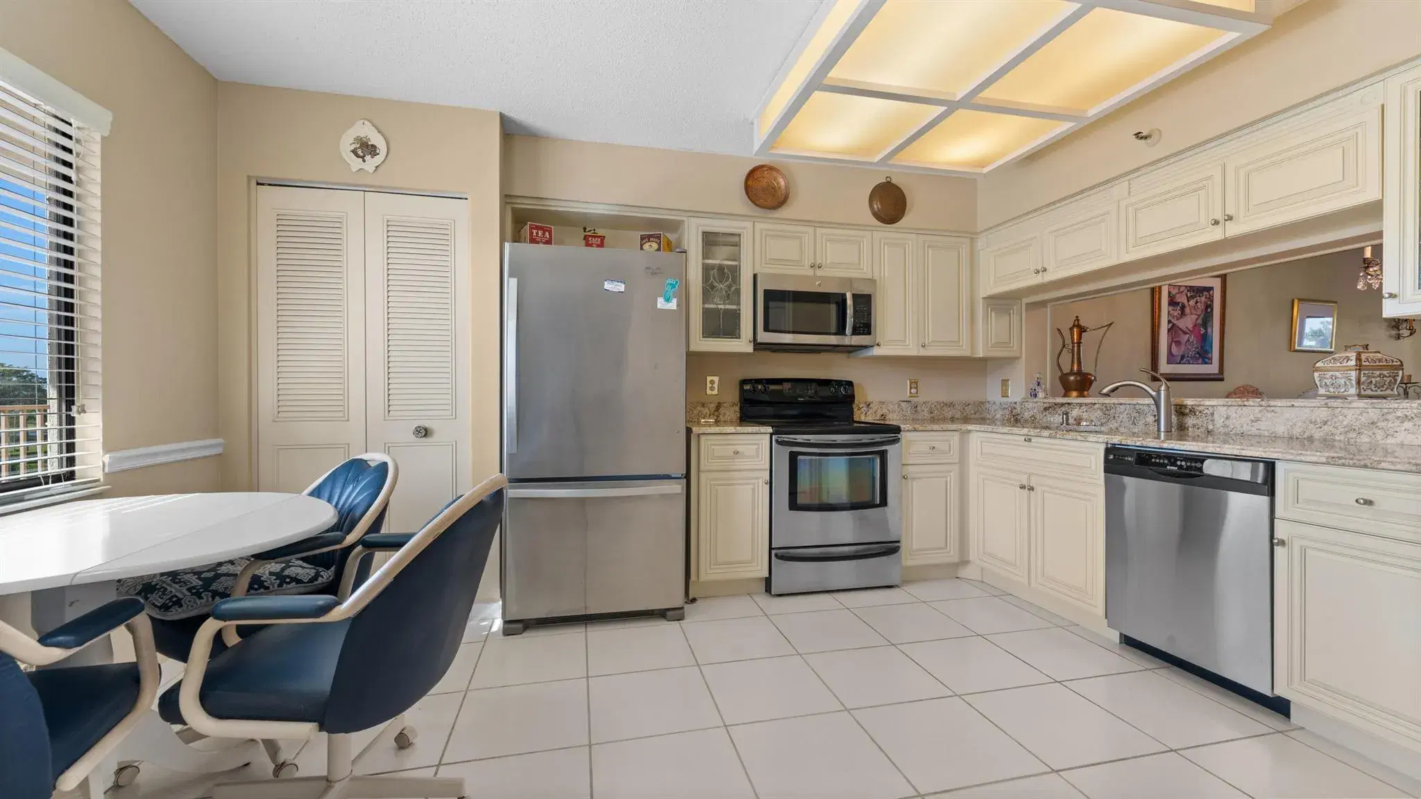 Picture of 14460 Strathmore Lane 406, Delray Beach, FL 33446