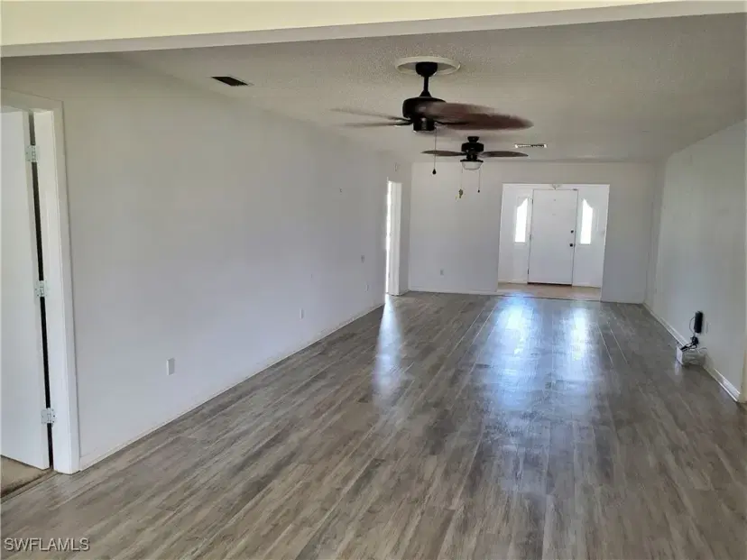 Picture of 1381 N Brandywine Cir, Fort Myers FL 33919