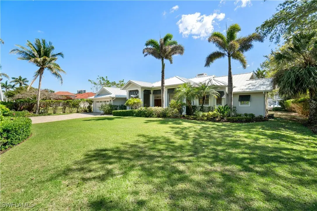 Picture of 5074 Seahorse Ave, Naples, FL 34103