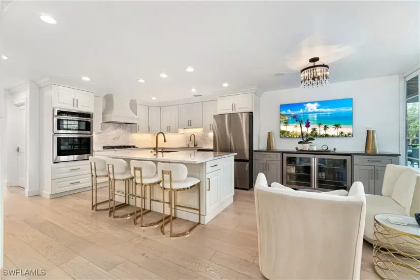 Picture of 5074 Seahorse Ave, Naples FL 34103