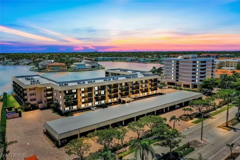 Picture of 3200 Gulf Shore Blvd N 401, Naples FL 34103
