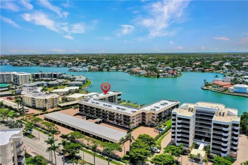 Picture of 3200 Gulf Shore Blvd N 401, Naples FL 34103