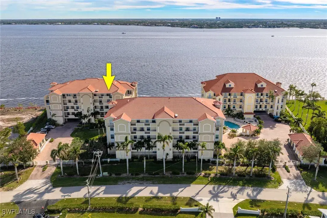 Picture of 4235 SE 20Th Pl A505, Cape Coral, FL 33904