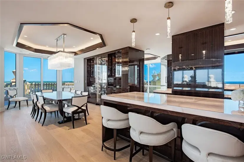 Picture of 4021 Gulf Shore Blvd N Ph14, Naples FL 34103