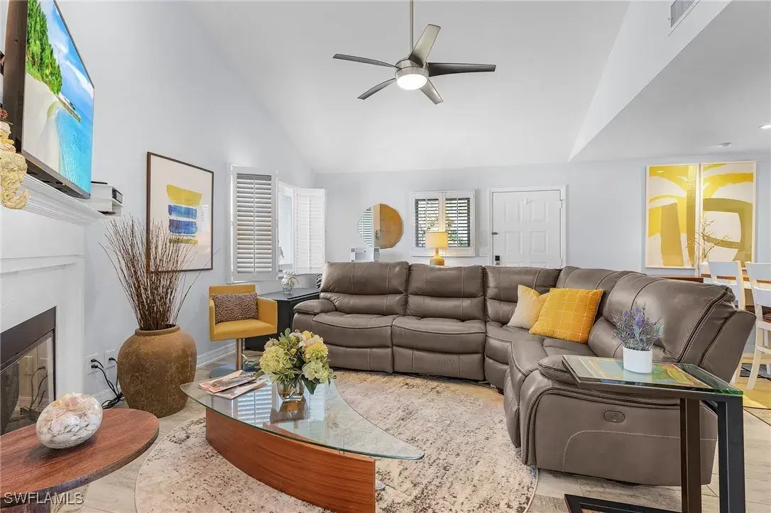 Picture of 3088 Kings Lake Blvd 7576, Naples, FL 34112
