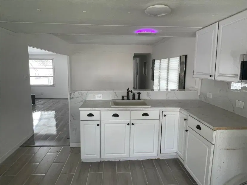 Picture of 8570 SW 21St St, Davie FL 33324