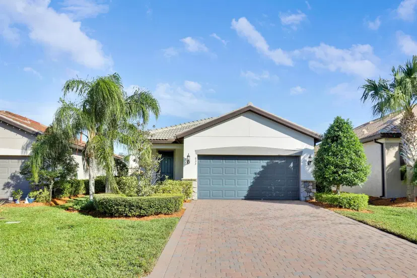 Picture of 633 SE Monet Drive, Port St Lucie FL 34984